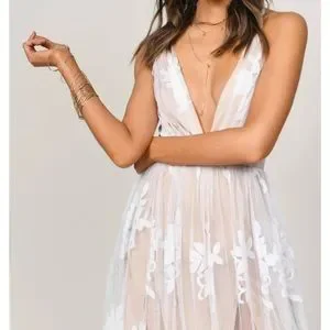 Dresses Tobi Annalise White Plunging Floral Maxi Dress Poshmark